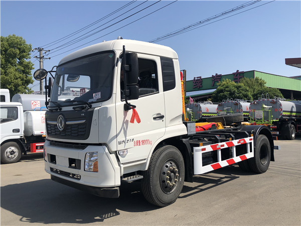 10噸東風天錦勾臂式垃圾車