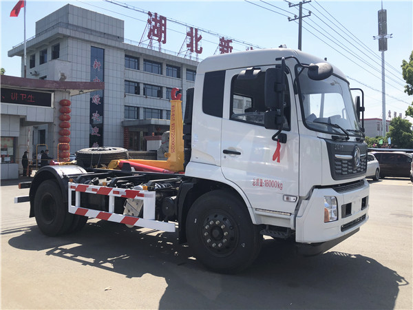 10噸東風(fēng)天錦勾臂式垃圾車