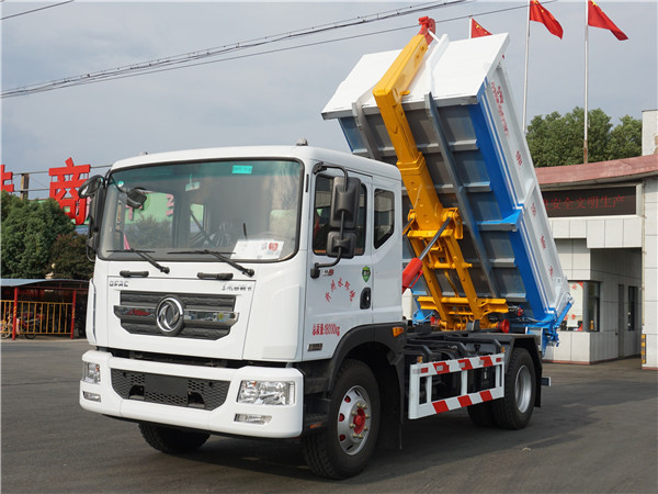 12噸東風D9勾臂垃圾車